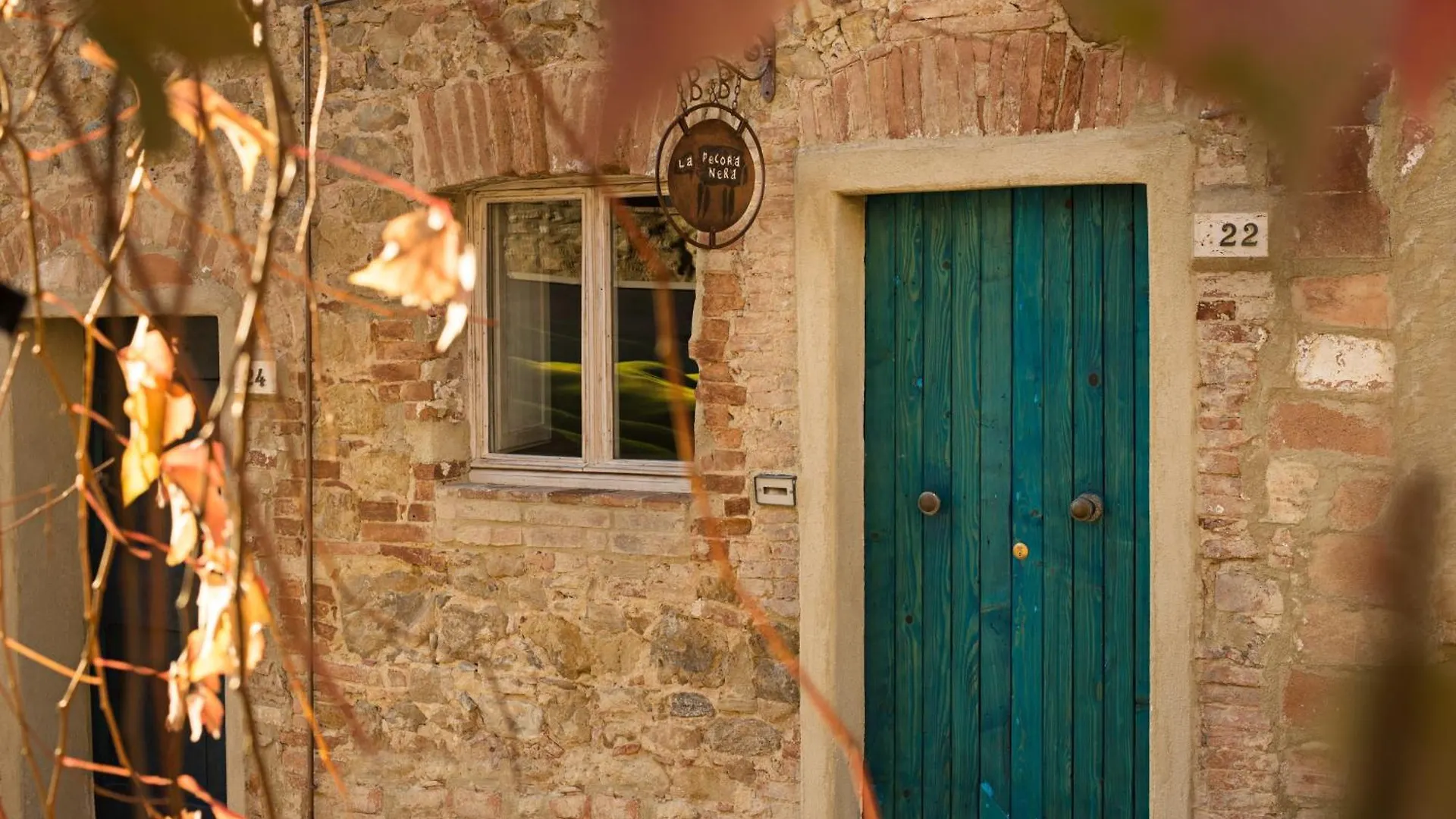 B&B La Pecora Nera Mazzolla Couette-café