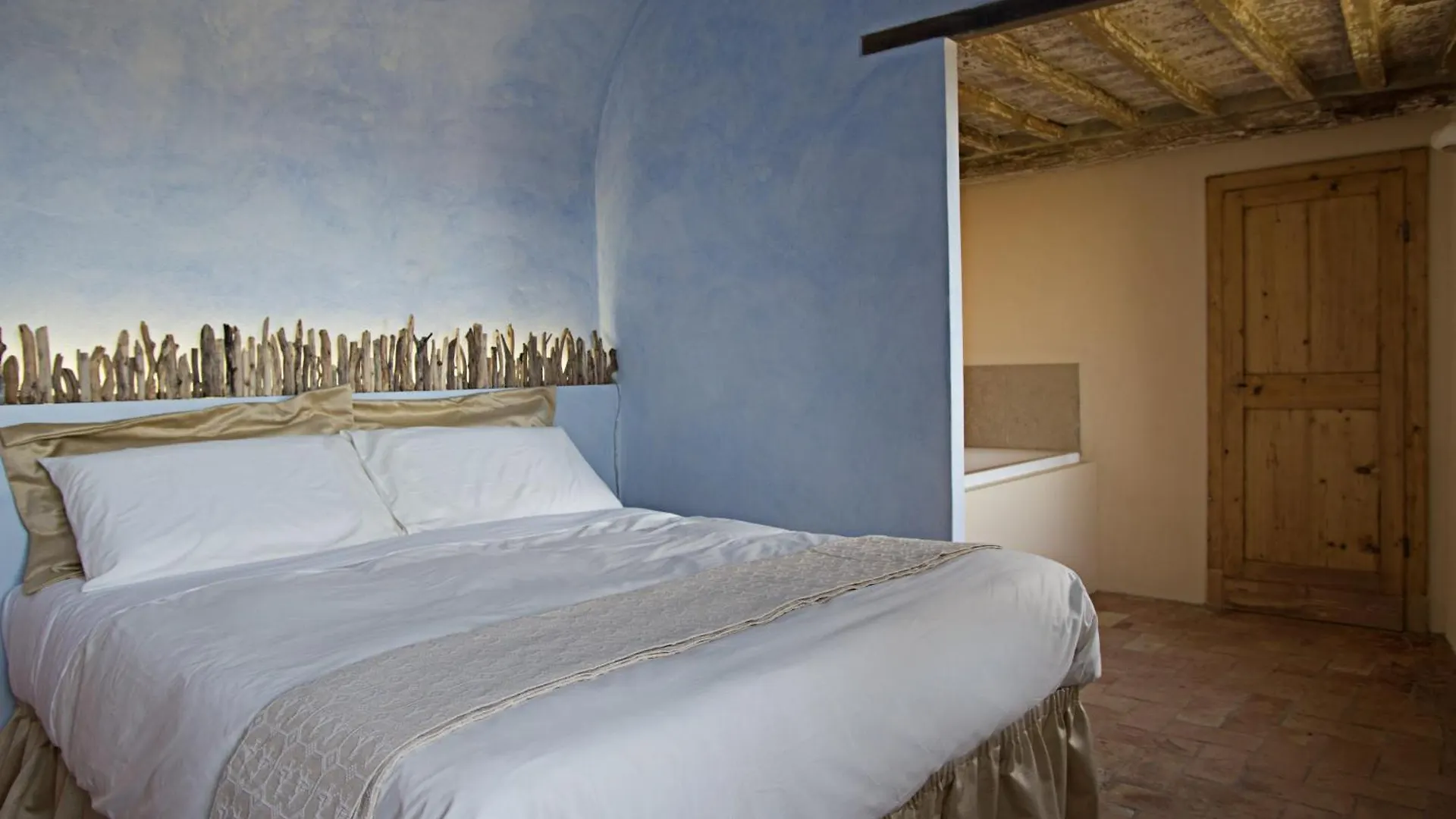 B&B La Pecora Nera Mazzolla 0*,  Italie